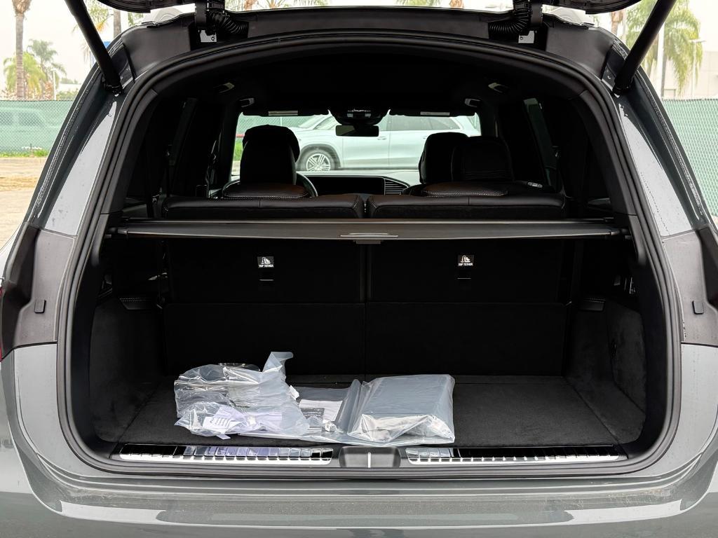 new 2026 Mercedes-Benz GLS 450 car, priced at $97,100