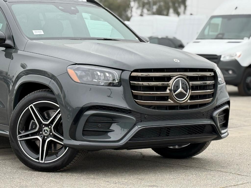new 2026 Mercedes-Benz GLS 450 car, priced at $97,100