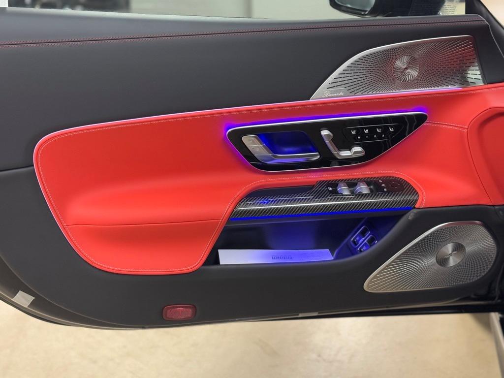 new 2025 Mercedes-Benz AMG SL 63 car, priced at $231,405