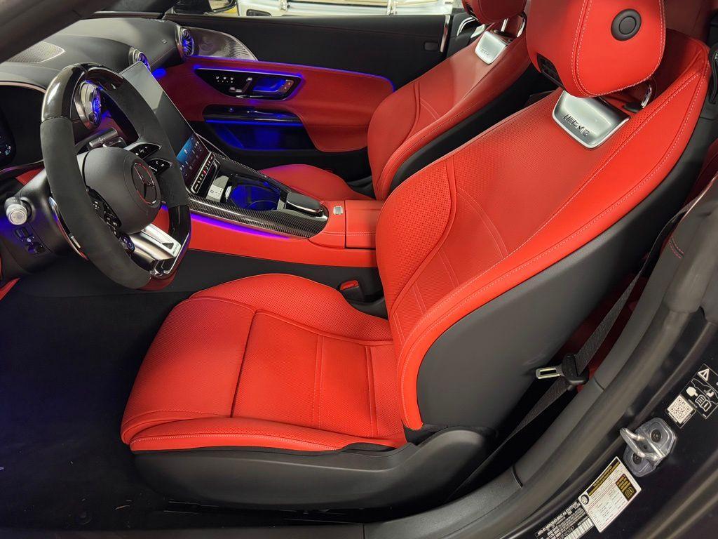 new 2025 Mercedes-Benz AMG SL 63 car, priced at $231,405
