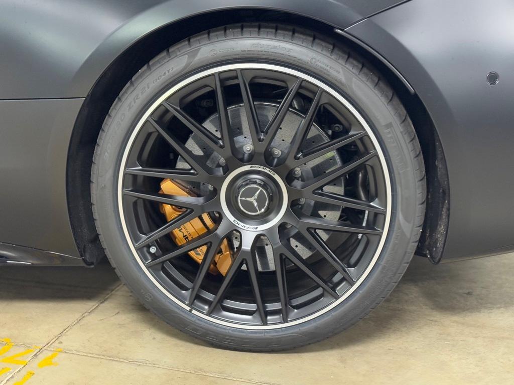 new 2025 Mercedes-Benz AMG SL 63 car, priced at $231,405