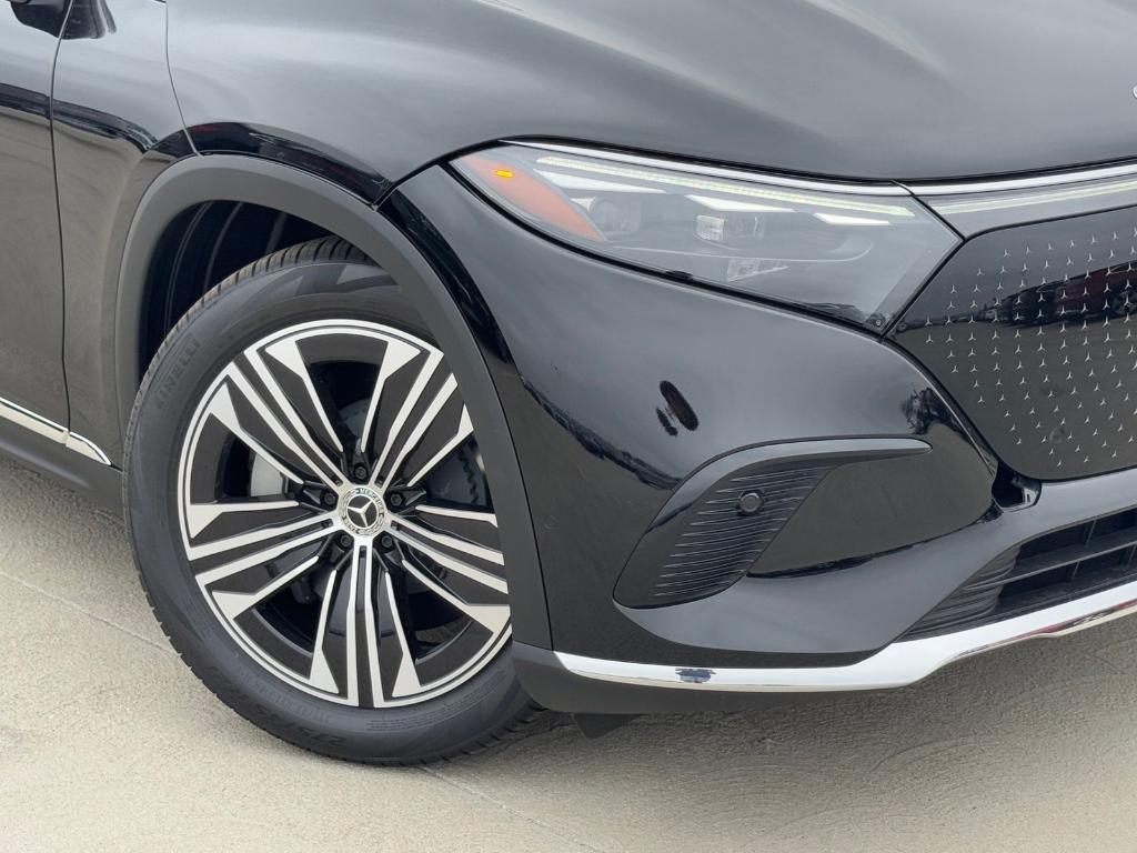 new 2026 Mercedes-Benz EQS 400 car, priced at $91,300