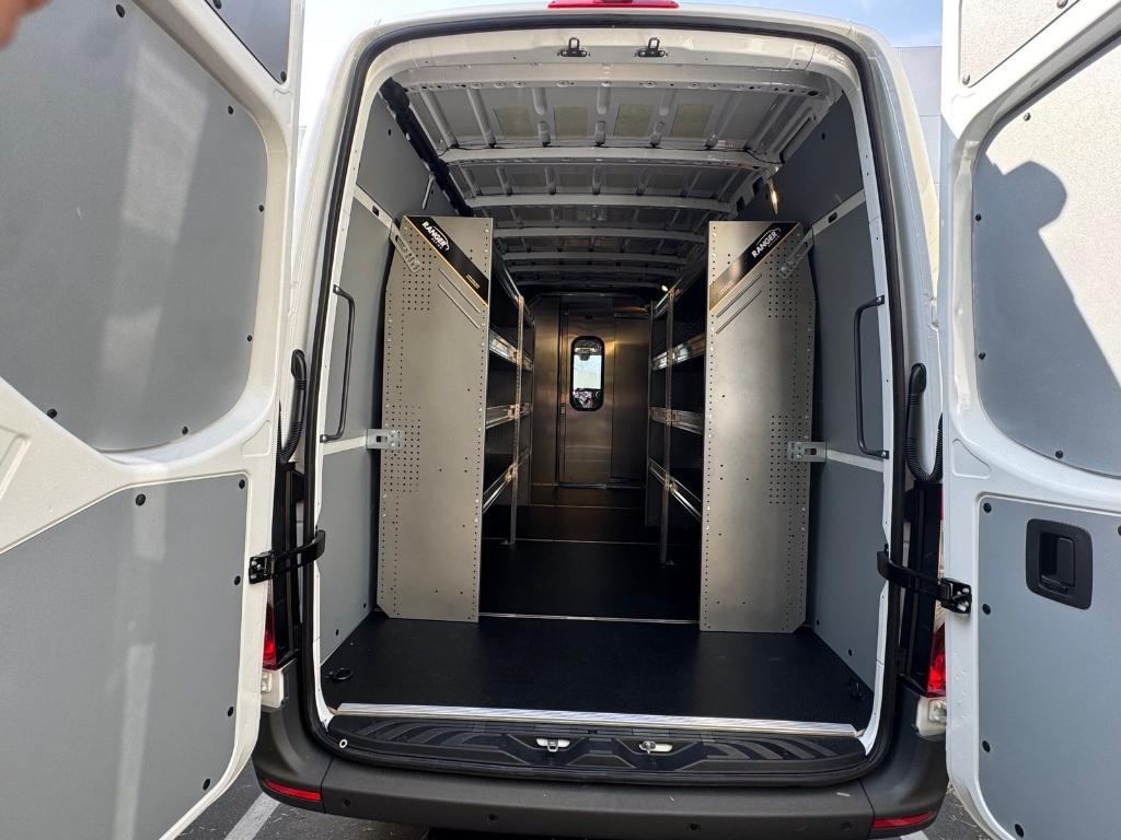 new 2026 Mercedes-Benz Sprinter 2500 car, priced at $78,617