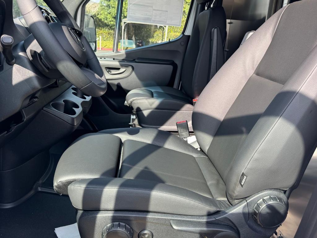 new 2026 Mercedes-Benz Sprinter 2500 car, priced at $78,617