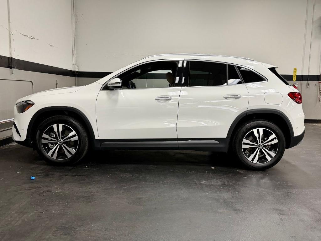 used 2026 Mercedes-Benz GLA 250 car, priced at $43,518