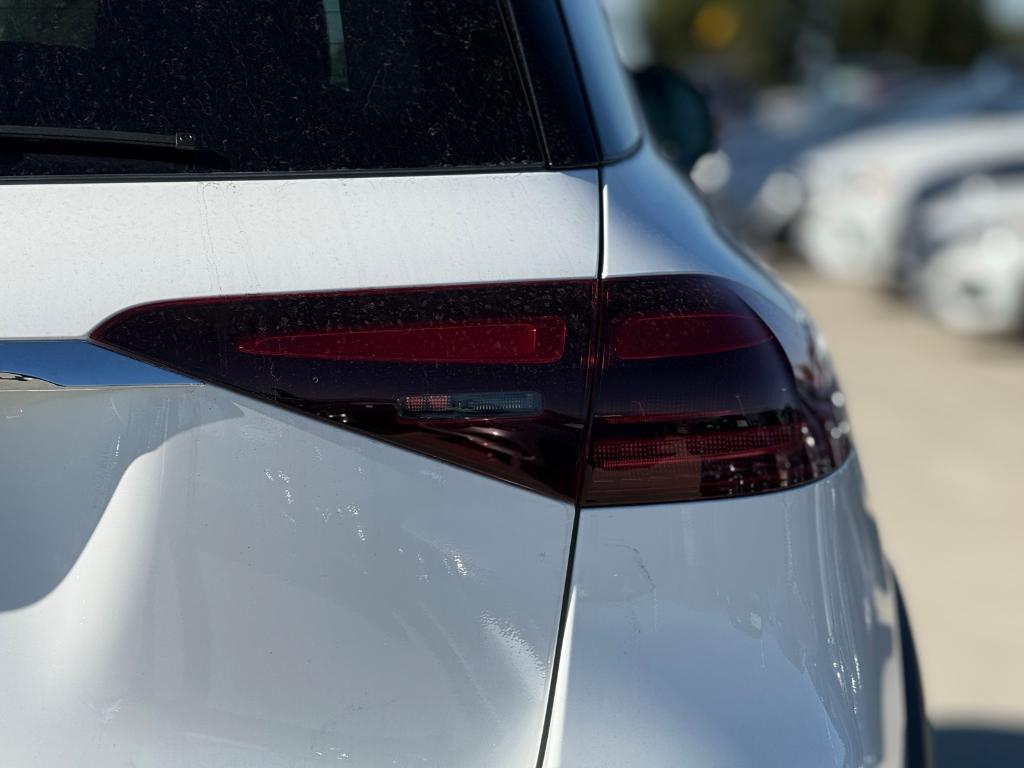 new 2026 Mercedes-Benz GLE 350 car, priced at $67,680