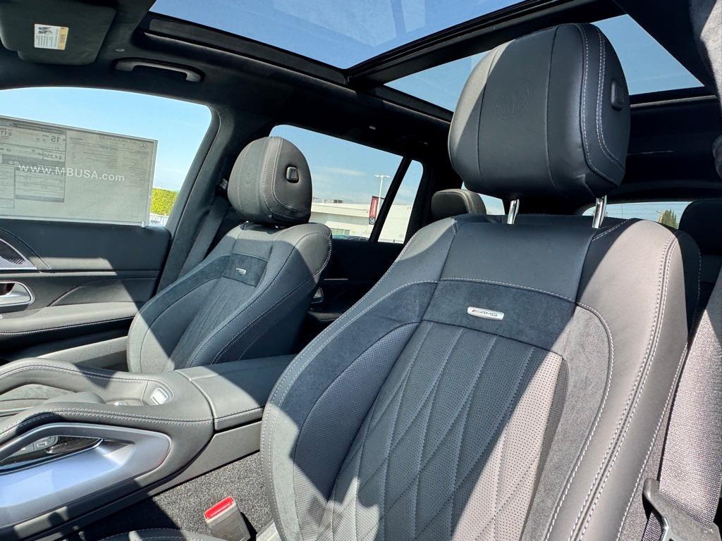 new 2025 Mercedes-Benz AMG GLS 63 car, priced at $161,165