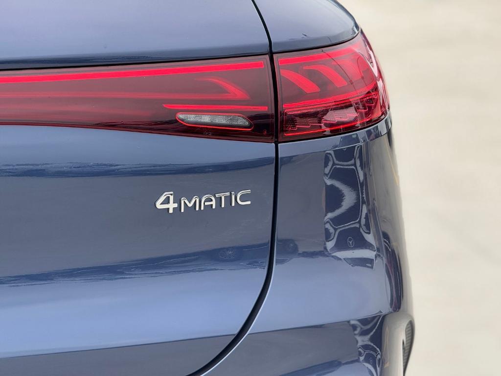 new 2026 Mercedes-Benz EQS 400 car, priced at $98,315