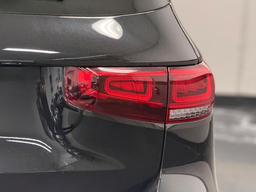 used 2022 Mercedes-Benz GLB 250 car, priced at $27,025