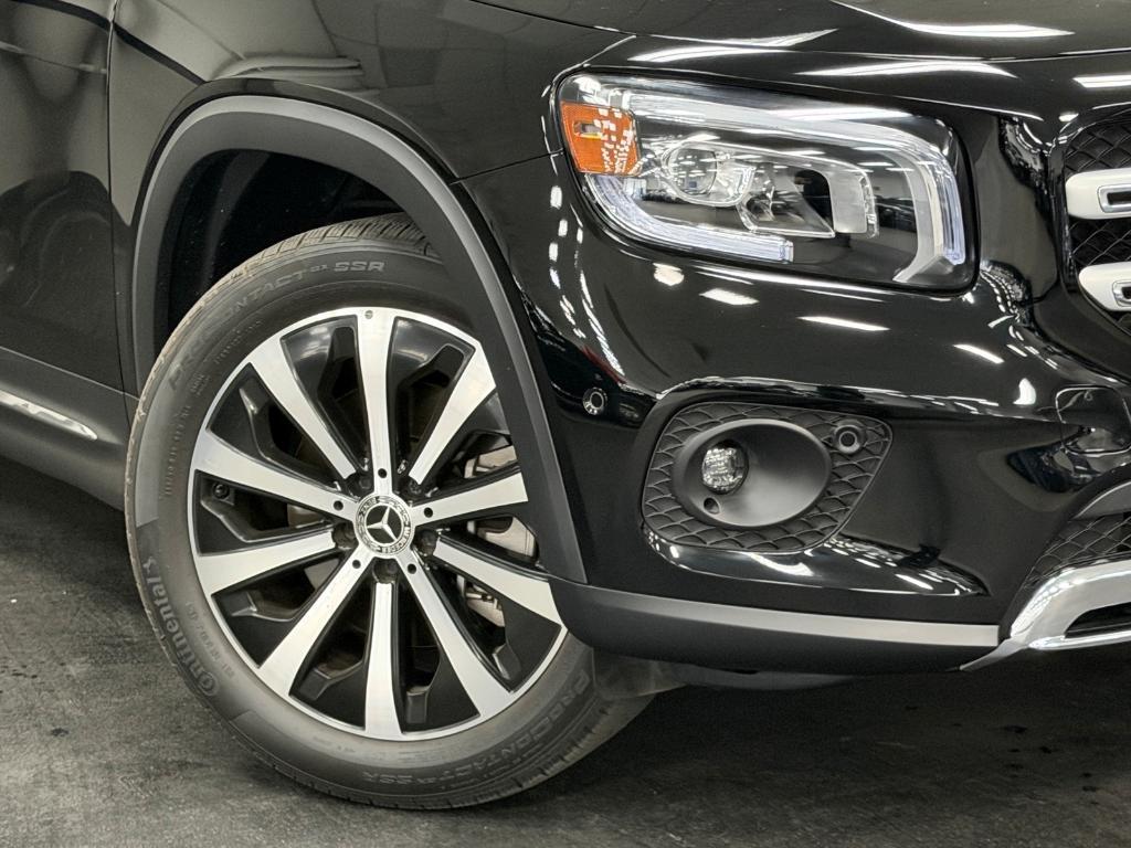 used 2022 Mercedes-Benz GLB 250 car, priced at $27,025