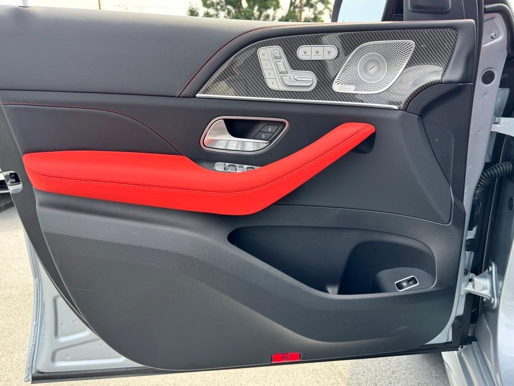 new 2025 Mercedes-Benz AMG GLE 63 car, priced at $138,745