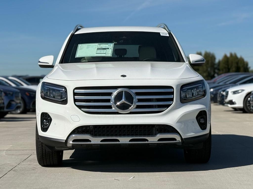 new 2025 Mercedes-Benz GLB 250 car, priced at $48,845