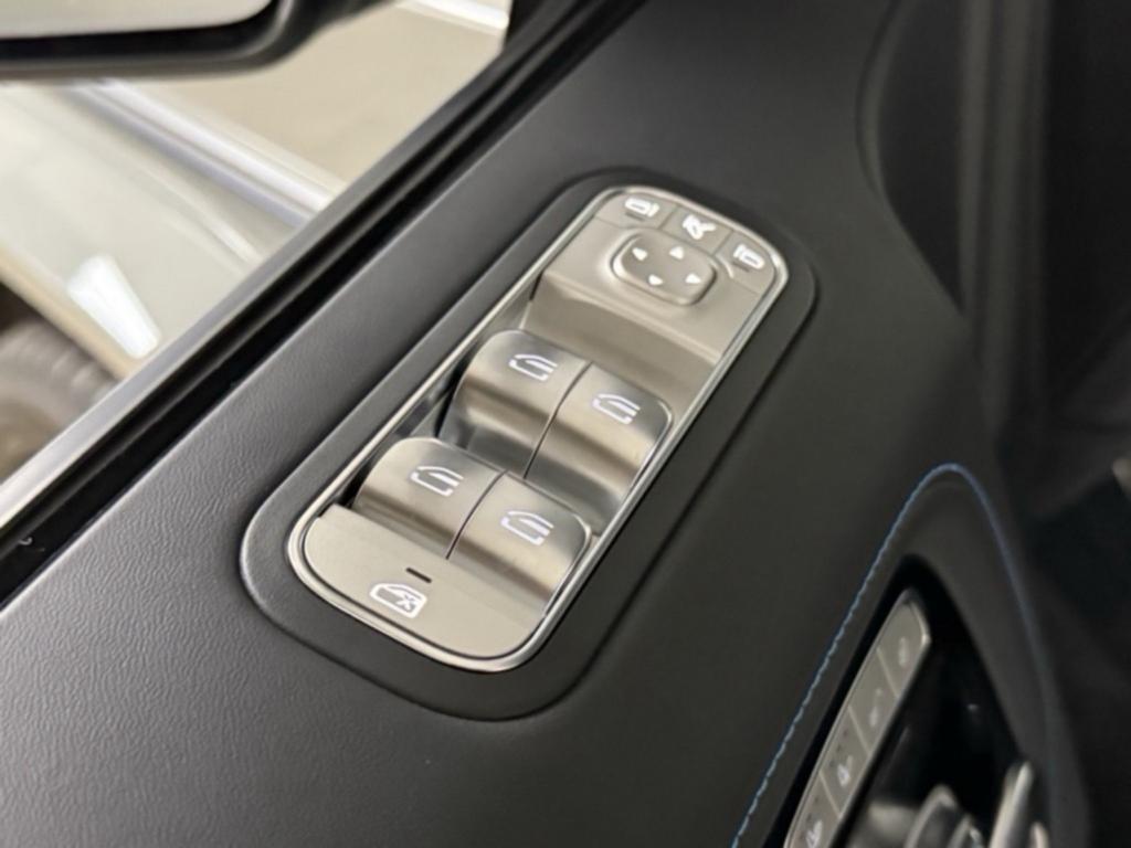 new 2025 Mercedes-Benz G-Class car, priced at $187,400