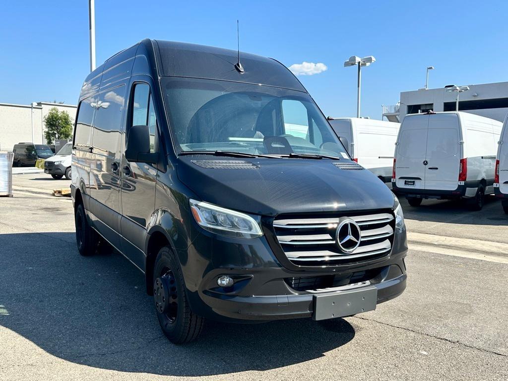 new 2025 Mercedes-Benz Sprinter 3500 car, priced at $88,264