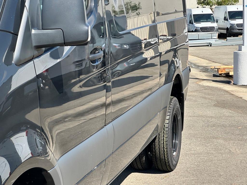 new 2025 Mercedes-Benz Sprinter 3500 car, priced at $88,264