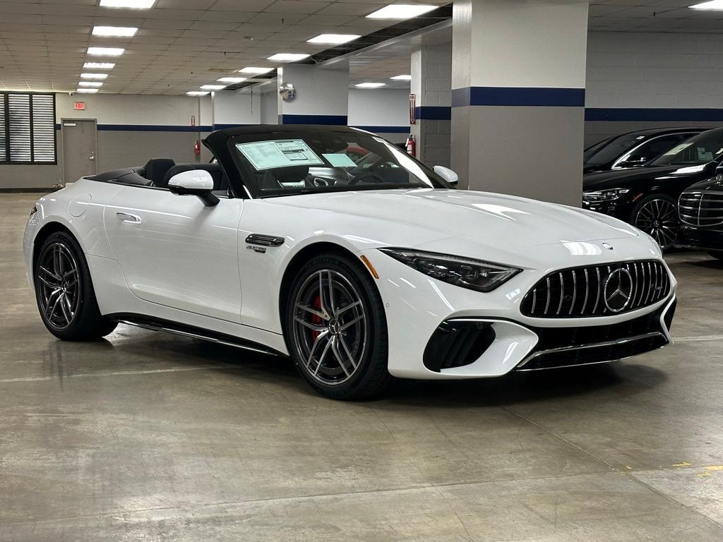 new 2024 Mercedes-Benz AMG SL 55 car, priced at $156,230