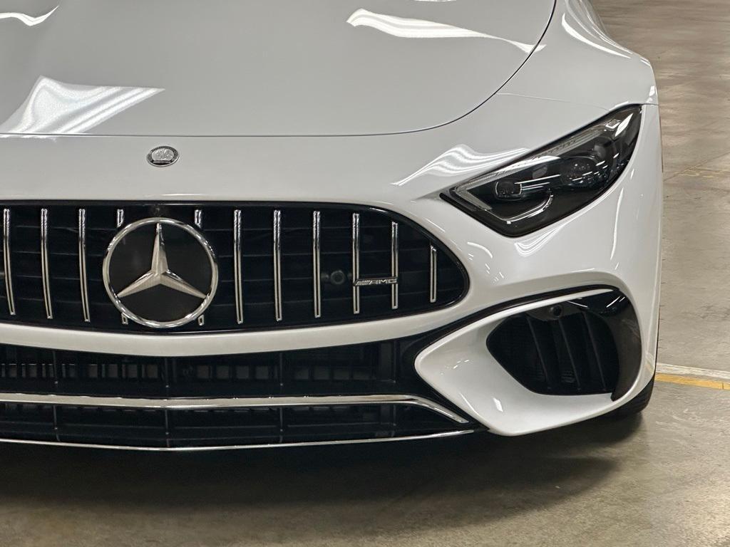 new 2024 Mercedes-Benz AMG SL 55 car, priced at $156,230