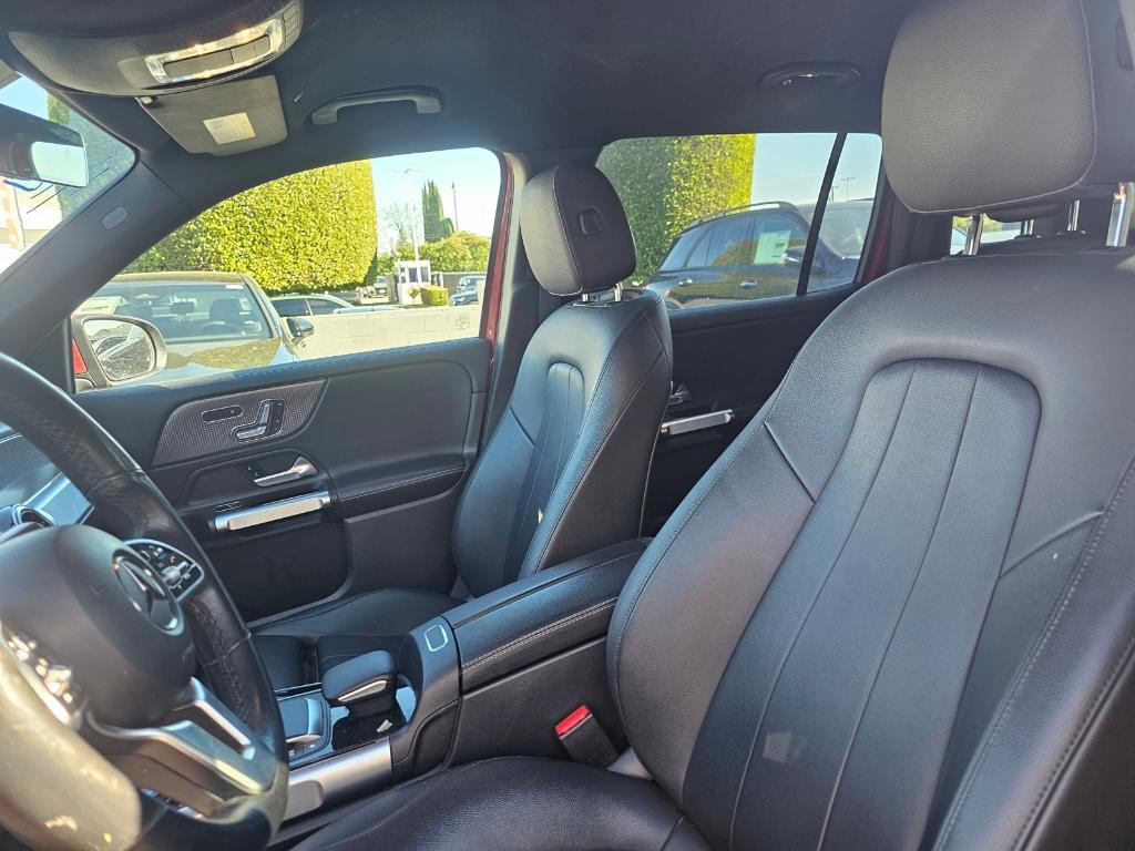 used 2022 Mercedes-Benz GLB 250 car, priced at $24,378