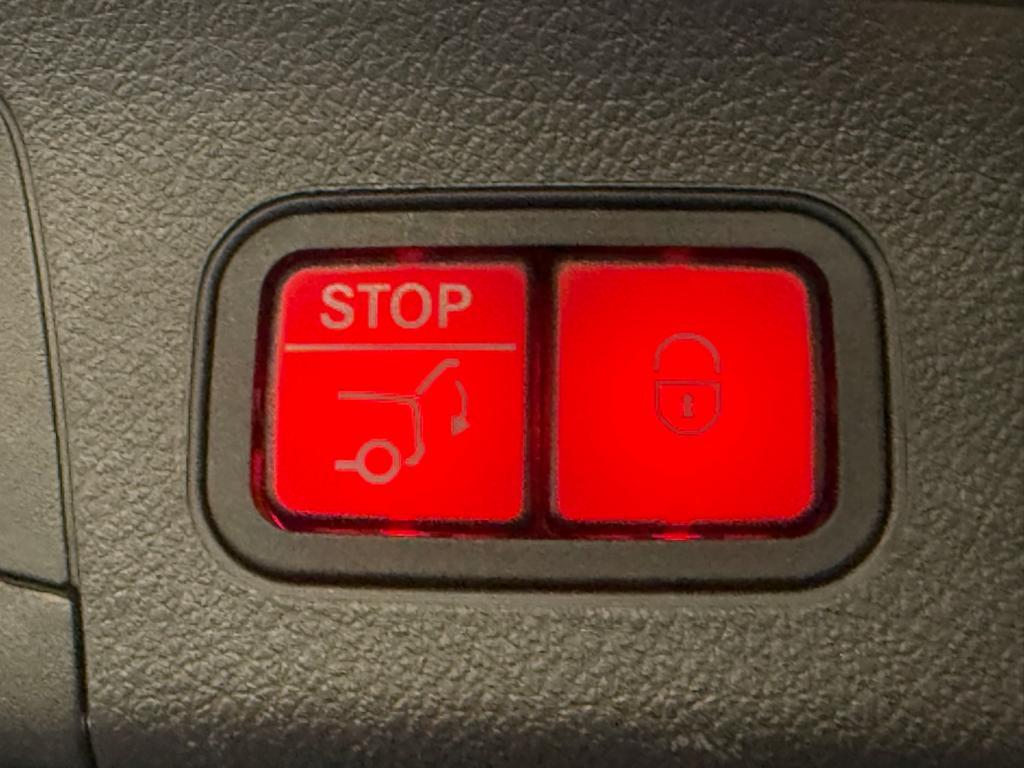 used 2023 Mercedes-Benz GLA 250 car, priced at $26,812