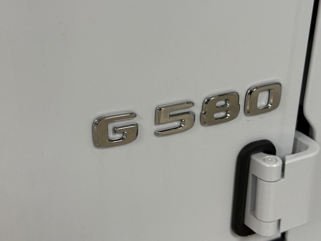 new 2025 Mercedes-Benz G-Class car, priced at $187,400