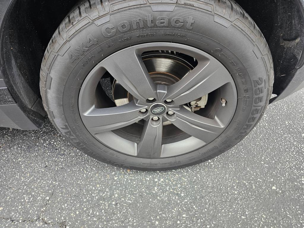 used 2019 Land Rover Range Rover Velar car, priced at $18,324