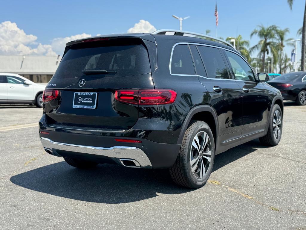 new 2026 Mercedes-Benz GLB 250 car, priced at $49,990