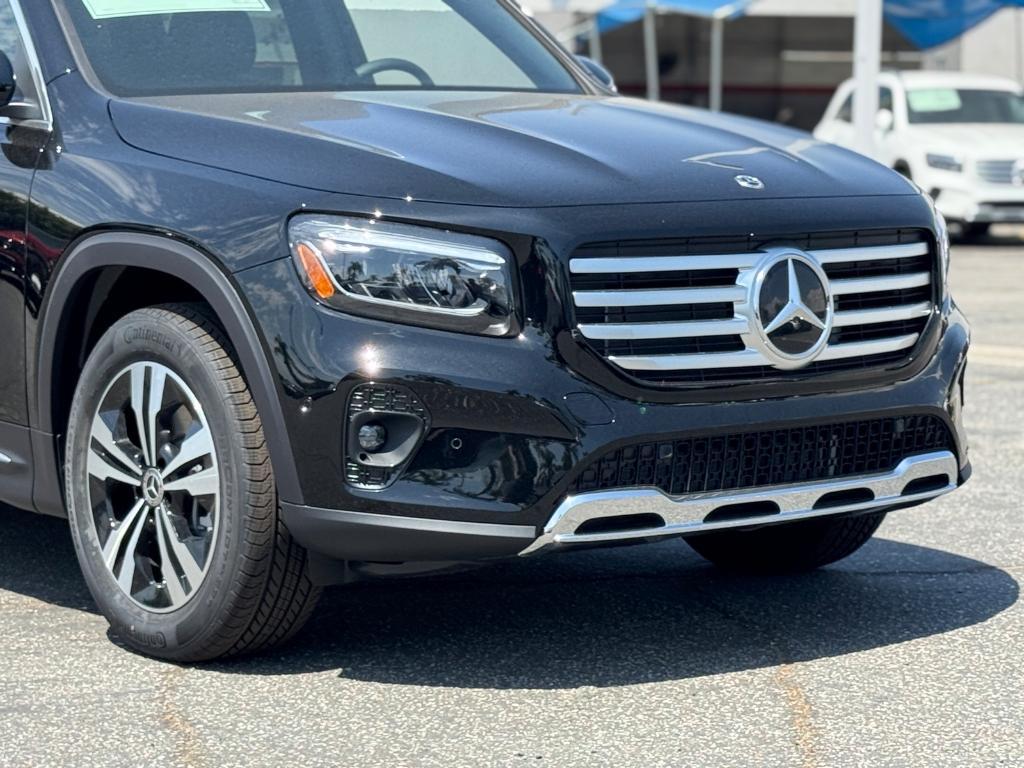 new 2026 Mercedes-Benz GLB 250 car, priced at $49,990