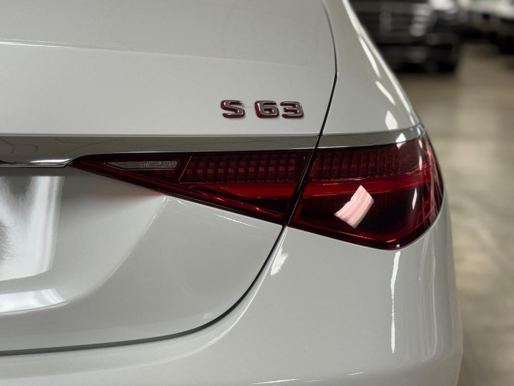 new 2024 Mercedes-Benz AMG S 63 E car, priced at $210,060