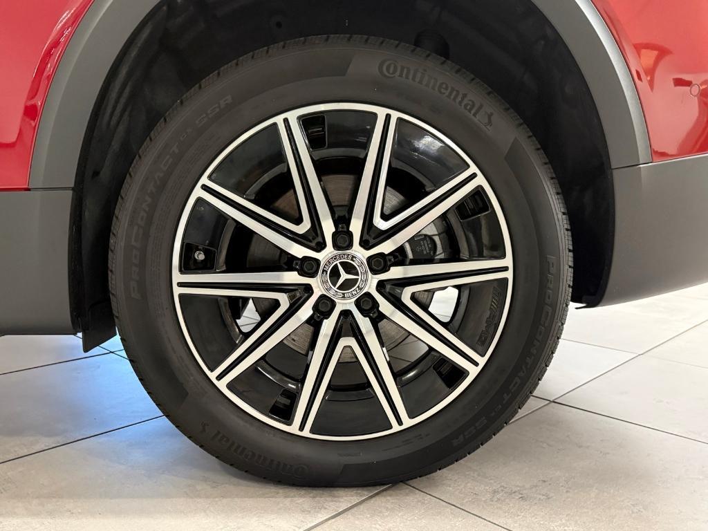 new 2024 Mercedes-Benz EQB 300 car, priced at $69,640