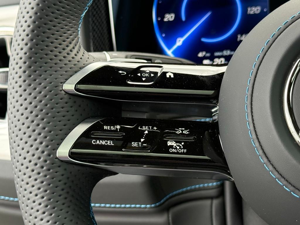 new 2025 Mercedes-Benz G-Class car, priced at $189,700