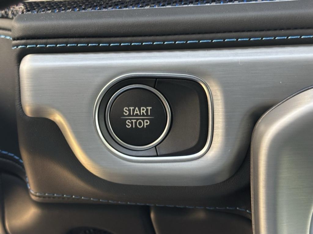 new 2025 Mercedes-Benz G-Class car, priced at $187,435