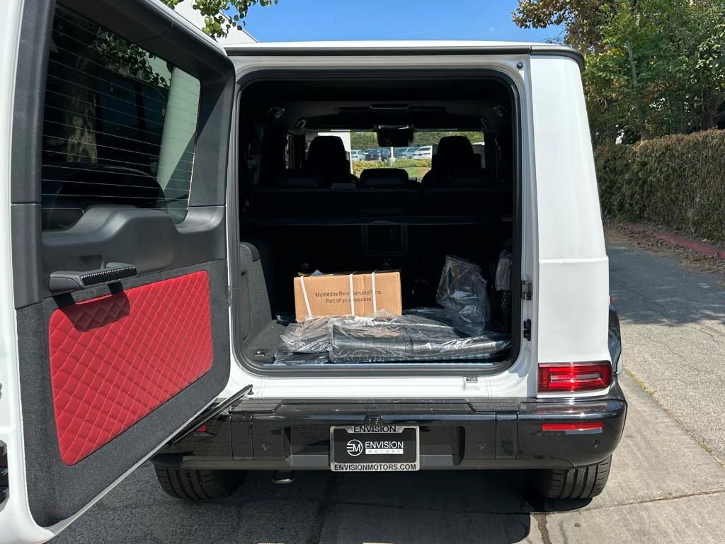 new 2025 Mercedes-Benz G-Class car, priced at $185,610