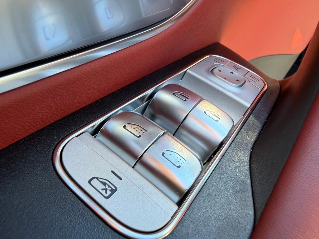 new 2026 Mercedes-Benz Maybach GLS 600 car, priced at $217,205