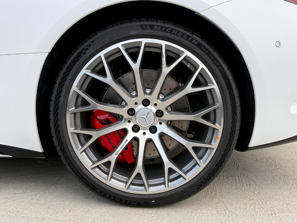 new 2026 Mercedes-Benz AMG SL 55 car, priced at $158,860