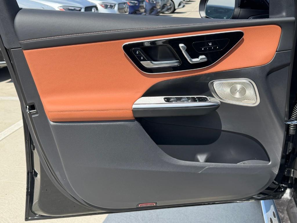 new 2026 Mercedes-Benz GLC 300 car, priced at $61,320