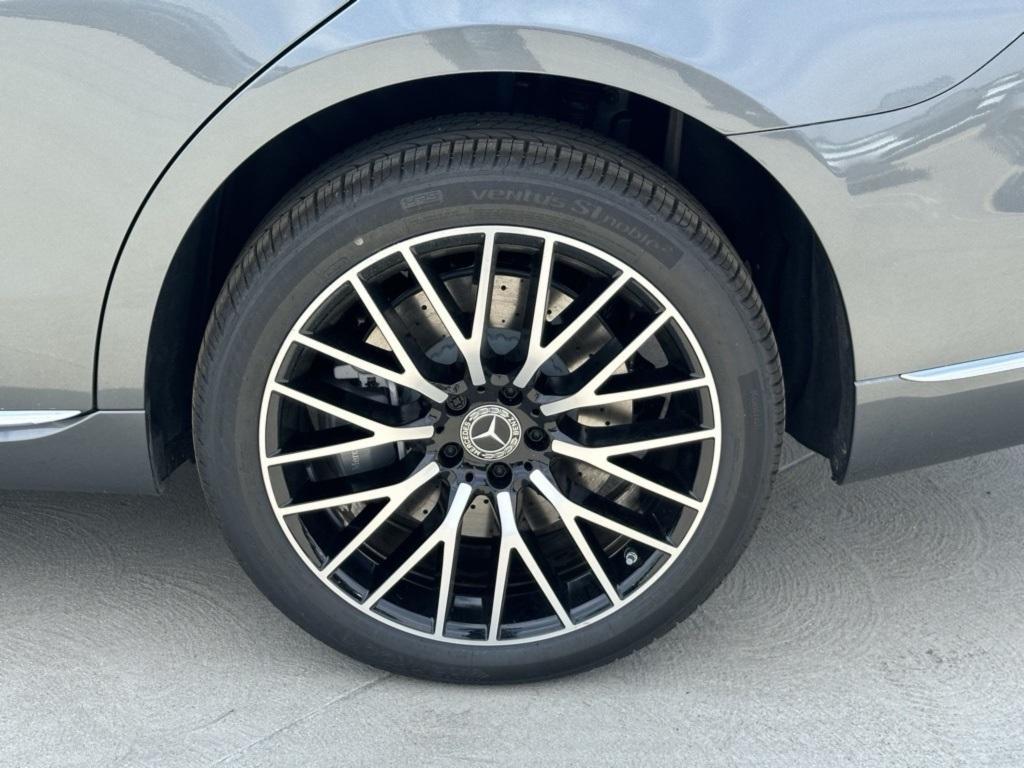 new 2024 Mercedes-Benz S-Class car, priced at $150,005