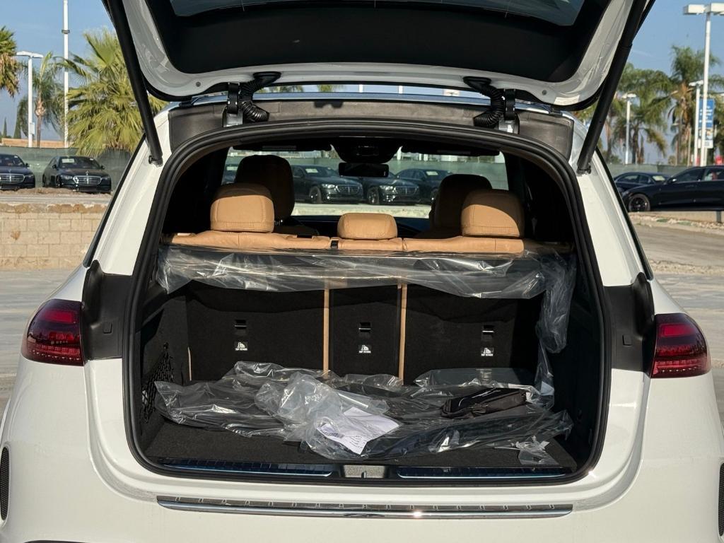 new 2026 Mercedes-Benz GLE 580 car, priced at $105,970