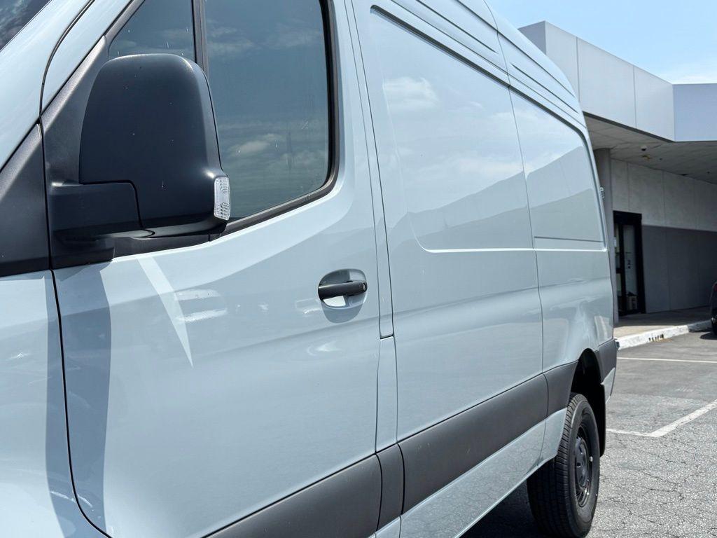 new 2025 Mercedes-Benz Sprinter 2500 car, priced at $82,014