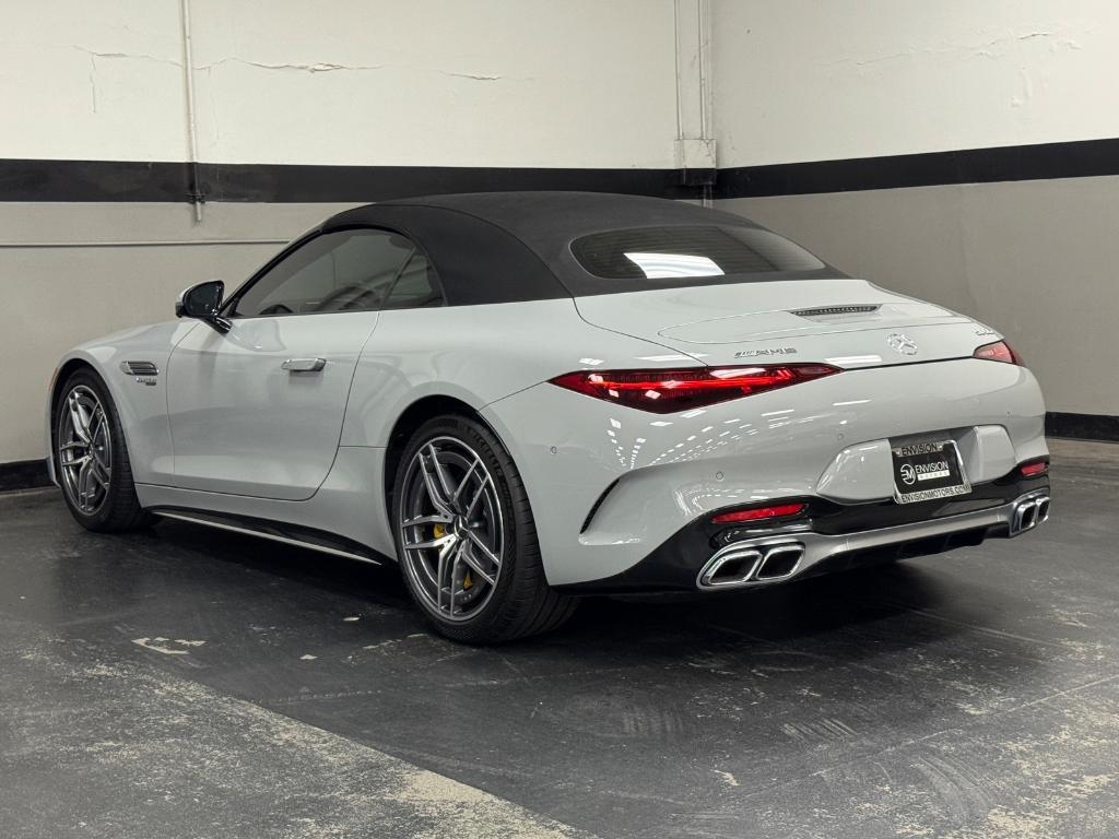 new 2024 Mercedes-Benz AMG SL 55 car, priced at $157,585