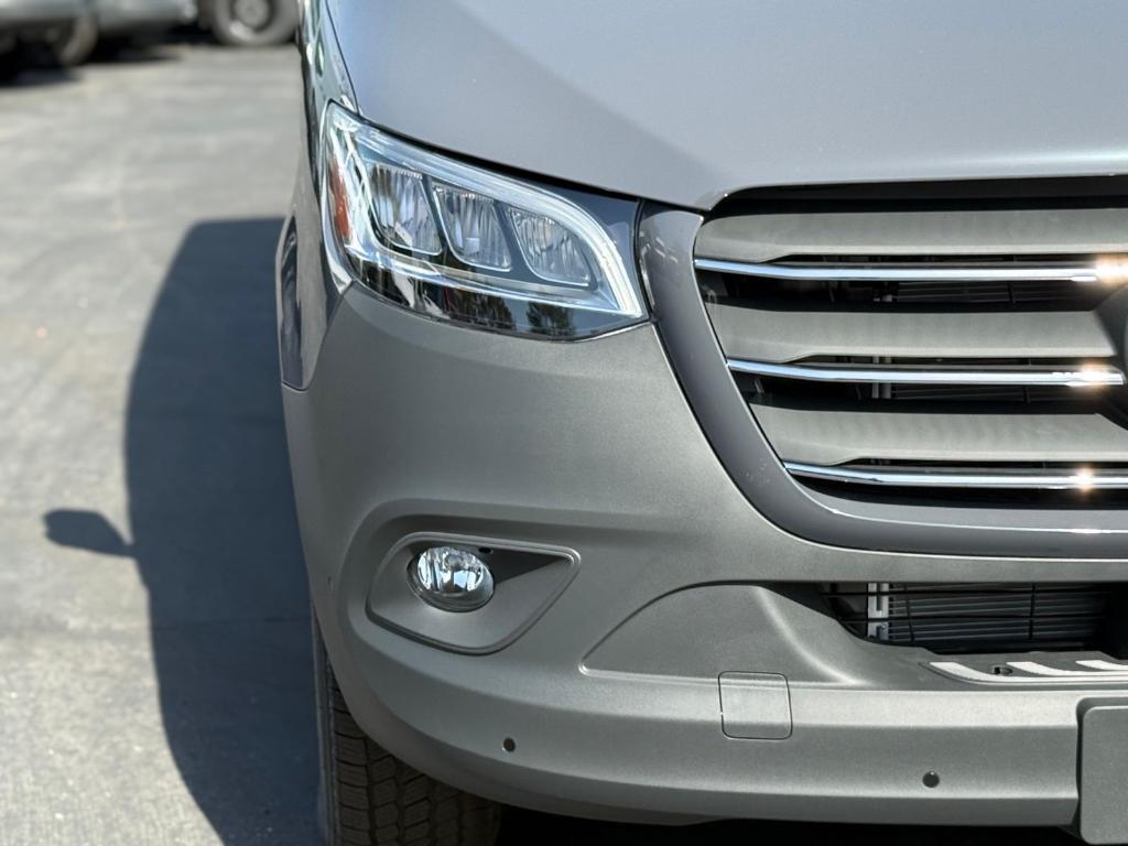 new 2026 Mercedes-Benz Sprinter 2500 car, priced at $78,947