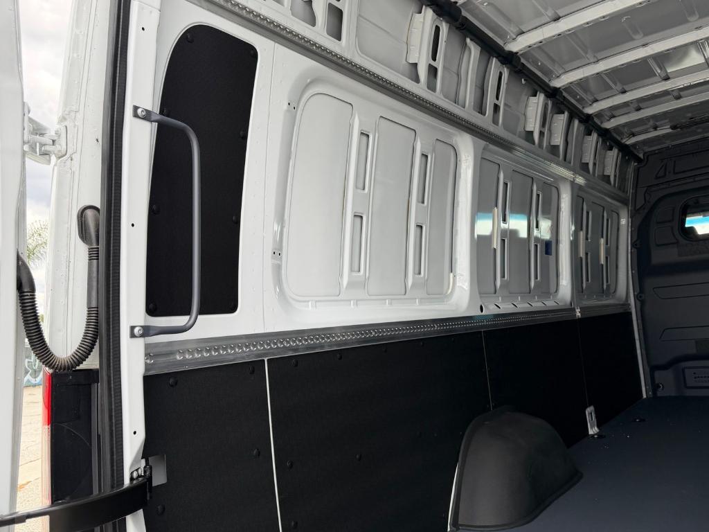 new 2025 Mercedes-Benz Sprinter 2500 car, priced at $73,894
