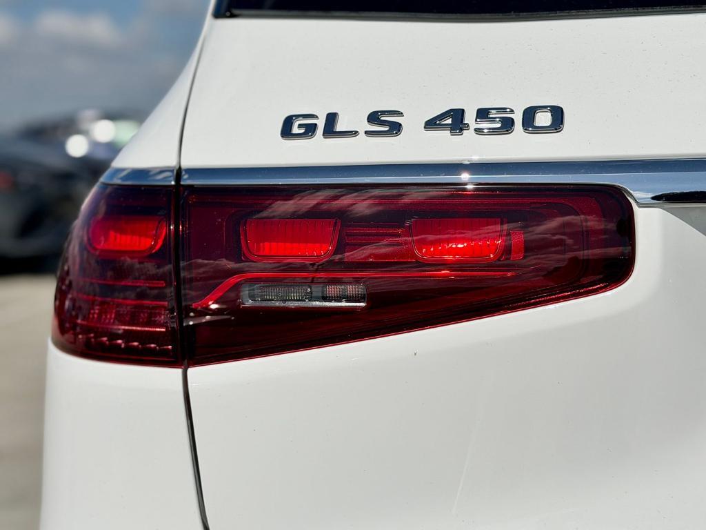 new 2026 Mercedes-Benz GLS 450 car, priced at $97,240