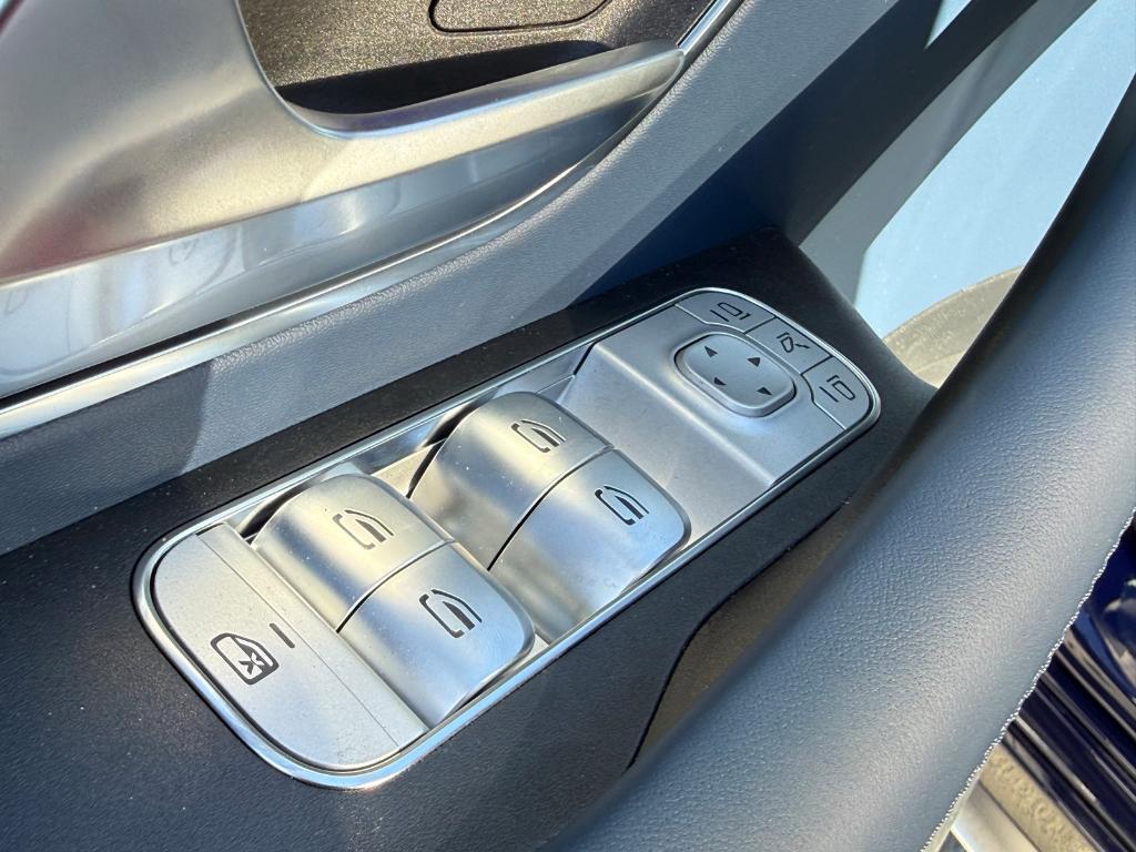 new 2026 Mercedes-Benz AMG GLE 63 car, priced at $159,340