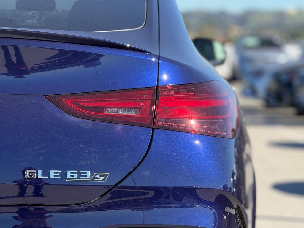 new 2026 Mercedes-Benz AMG GLE 63 car, priced at $159,340