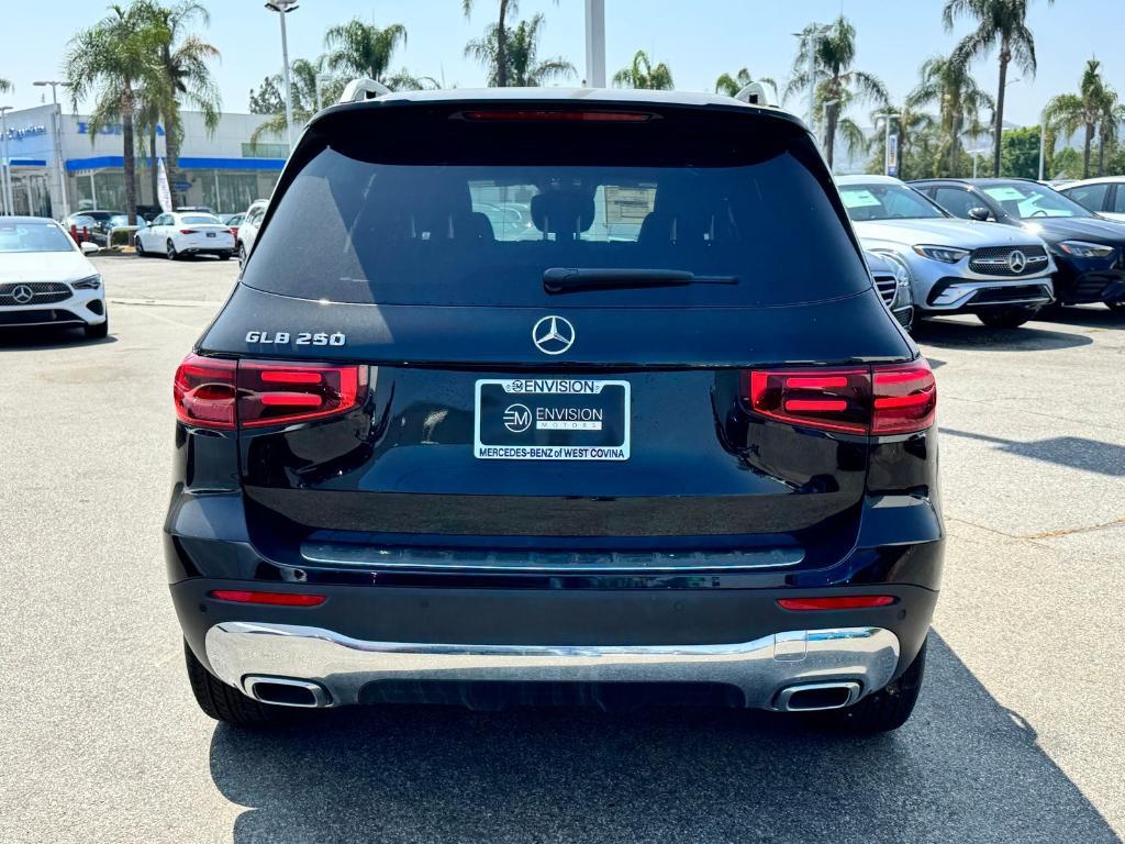 new 2025 Mercedes-Benz GLB 250 car, priced at $48,920