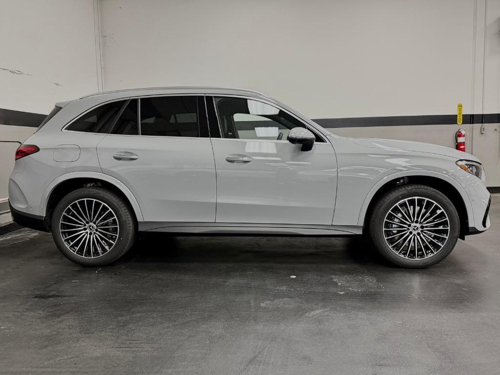new 2026 Mercedes-Benz GLC 300 car, priced at $62,365