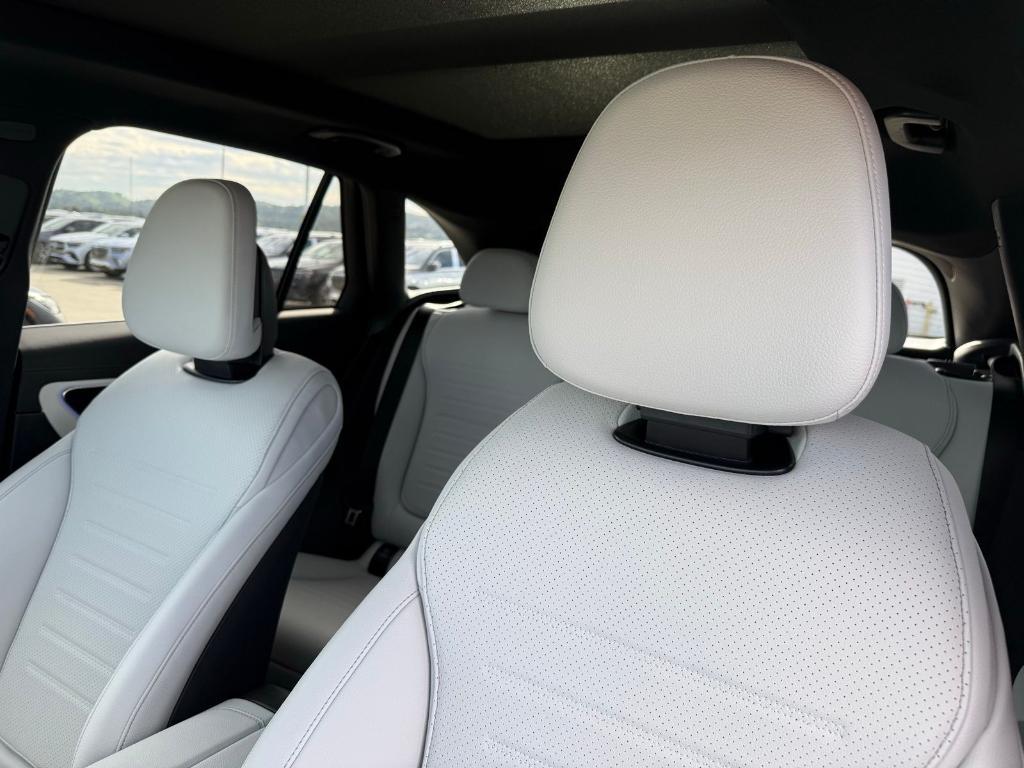 new 2026 Mercedes-Benz GLC 300 car, priced at $61,600