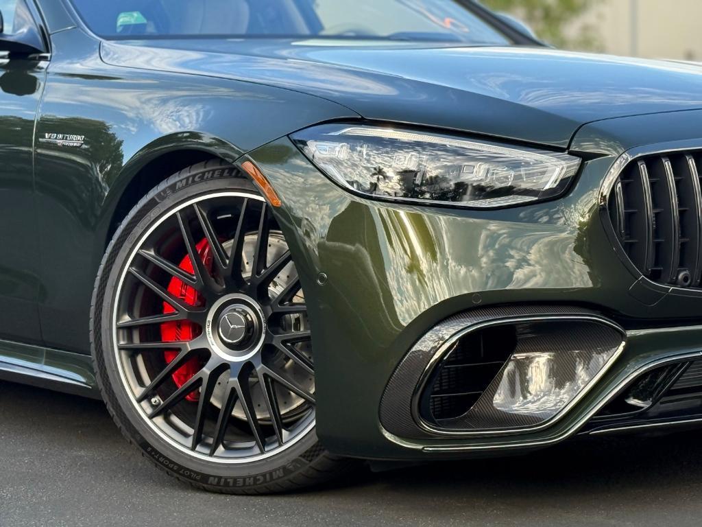 new 2026 Mercedes-Benz AMG S 63 E car, priced at $229,595