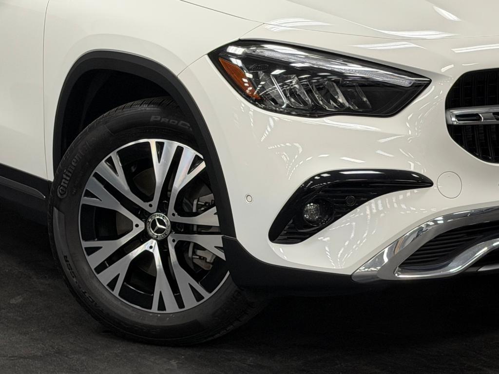 used 2025 Mercedes-Benz GLA 250 car, priced at $39,136