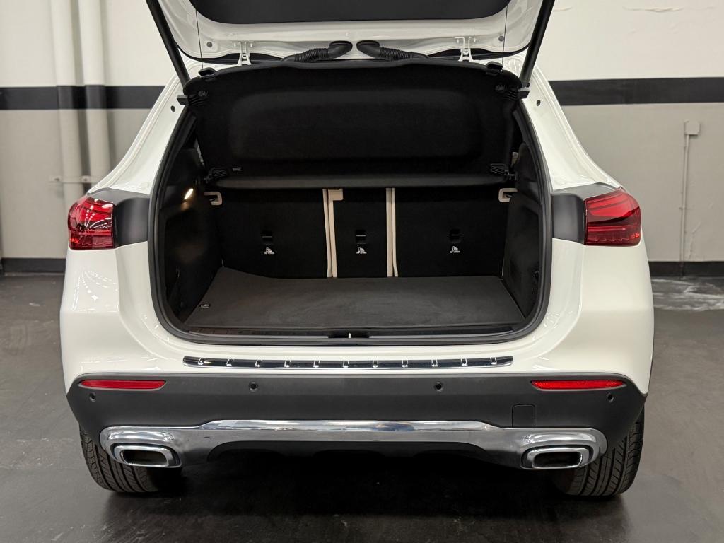 used 2025 Mercedes-Benz GLA 250 car, priced at $39,136